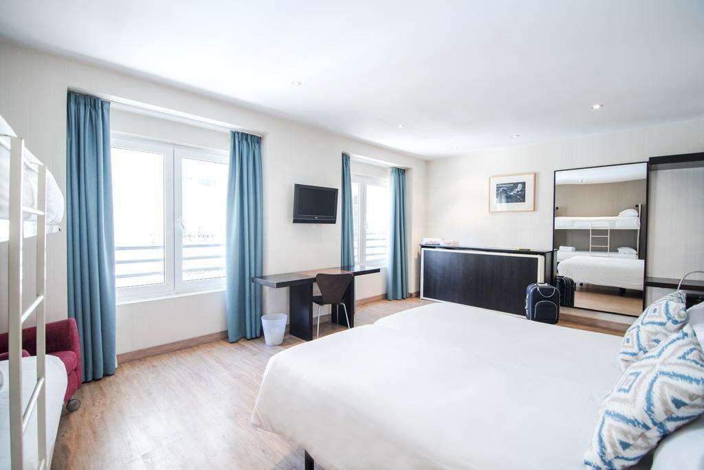 ולנסיה Petit Palace Plaza De La Reina מראה חיצוני תמונה